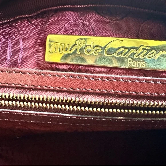 Cartier Must de Cartier Bordeaux Leather Crossbody/Shoulder Bag Pre Loved beauty - Picture 11 of 16
